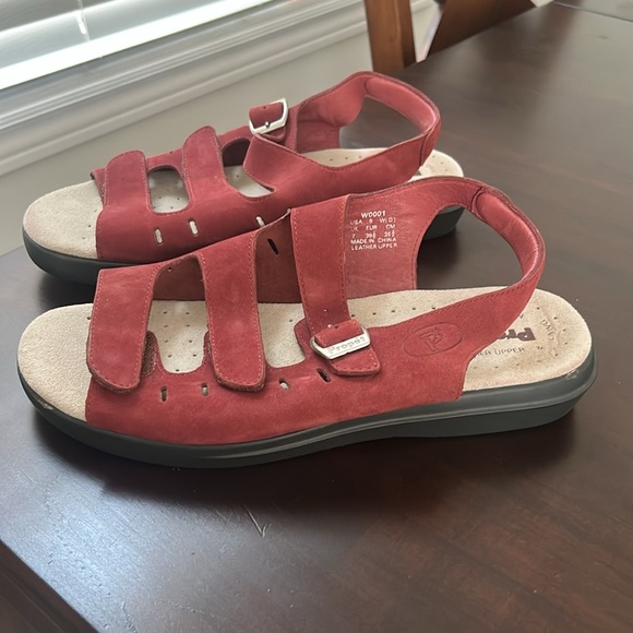 Propet Suede Strappy Red Walking Sandals Women Size 9 Wide - Picture 5 of 16